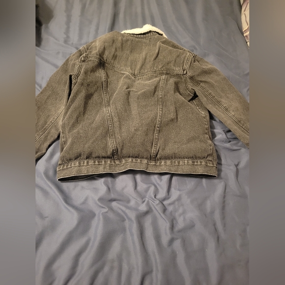 Levis Boys Jacket Large Black Jean Denim Silvertab Sherpa Neckline Trucker - Picture 4 of 4